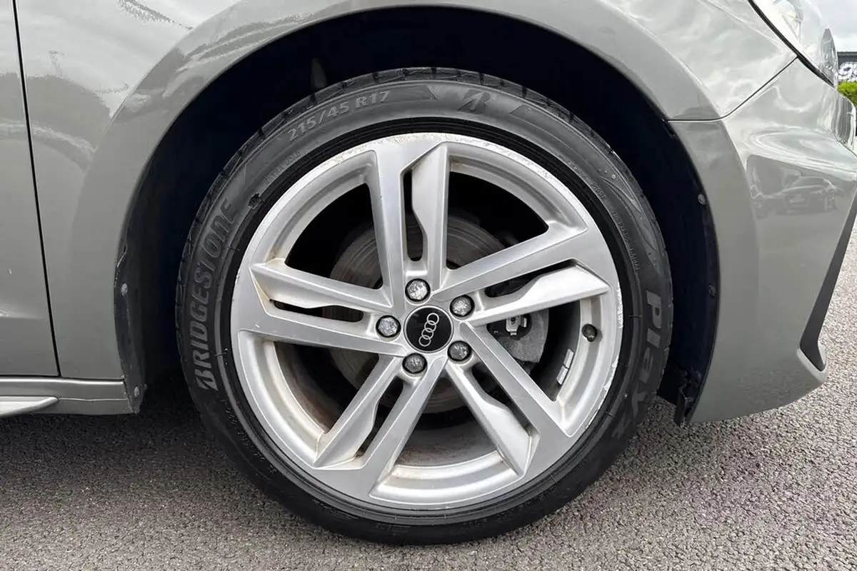 2020-audi-a1-10-30-tfsi-s-line-110ps-big-9