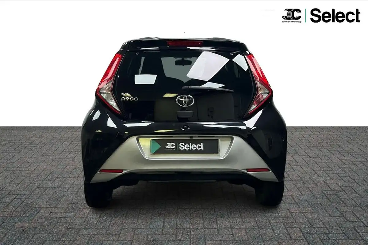 2019-toyota-aygo-10-vvt-i-x-plore-big-13