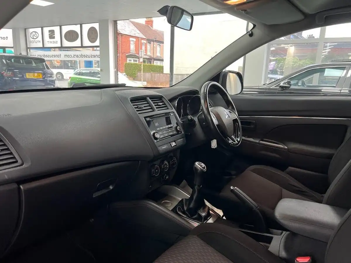 2018-mitsubishi-asx-16-2-big-13