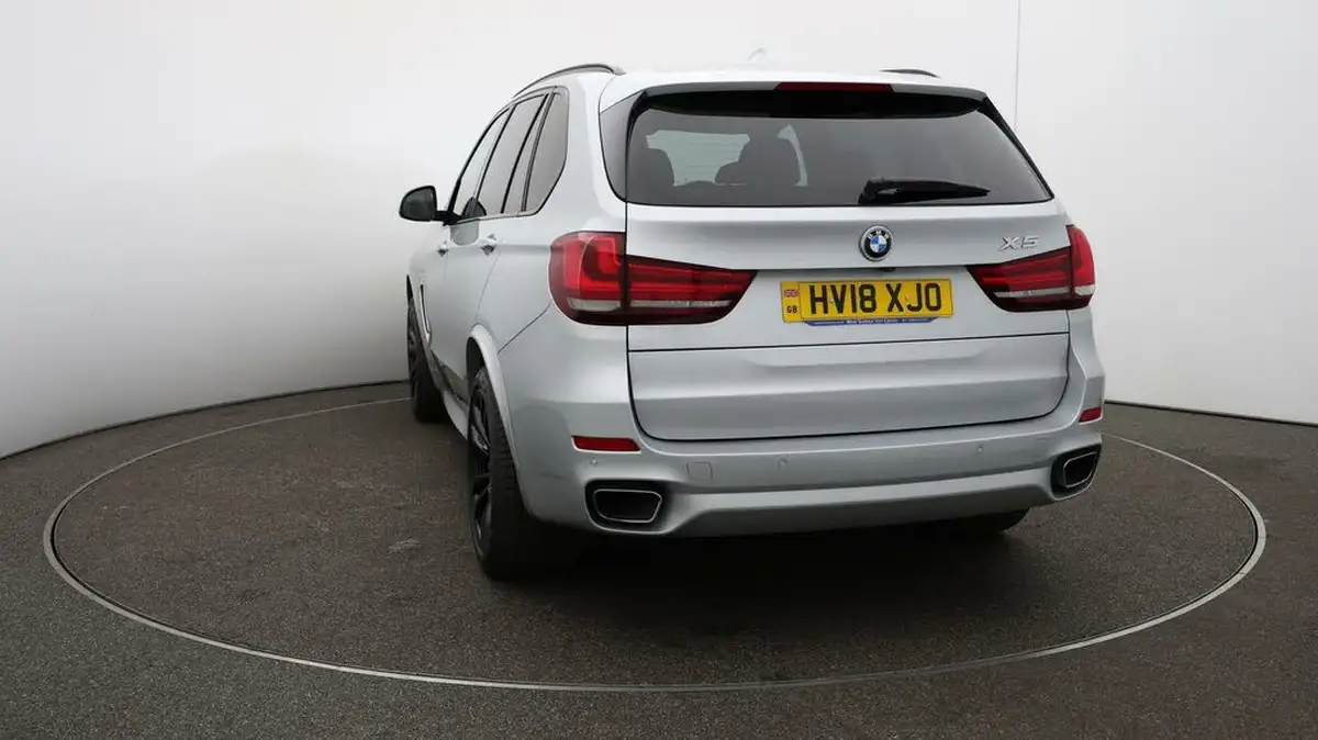 2018-bmw-x5-big-60