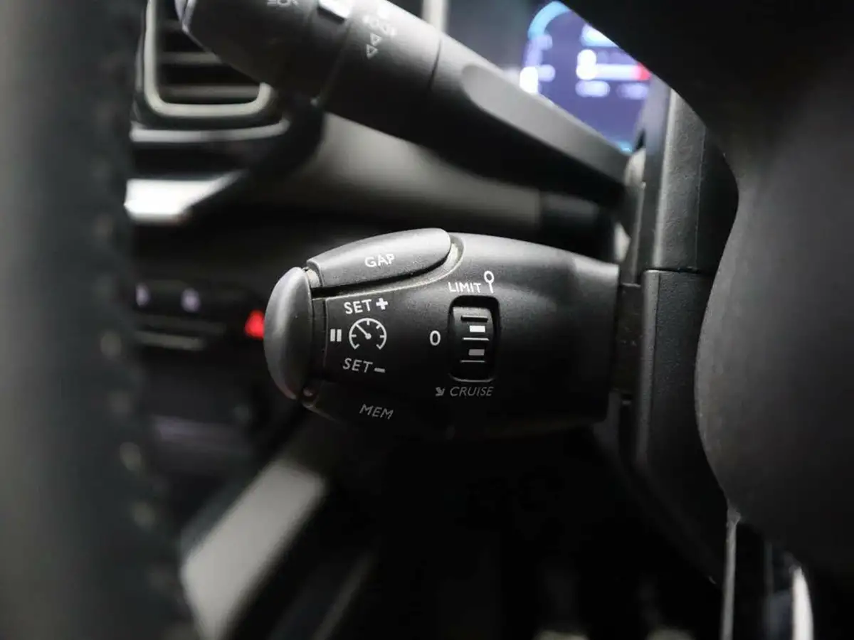 2020-citroen-c5-aircross-12-puretech-flair-plus-big-35