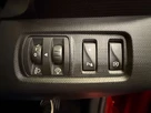 2015-renault-clio-09-dynamique-s-small-15
