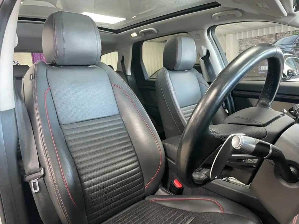 2021-land-rover-discovery-sport-20-d200-r-dynamic-hse-big-22