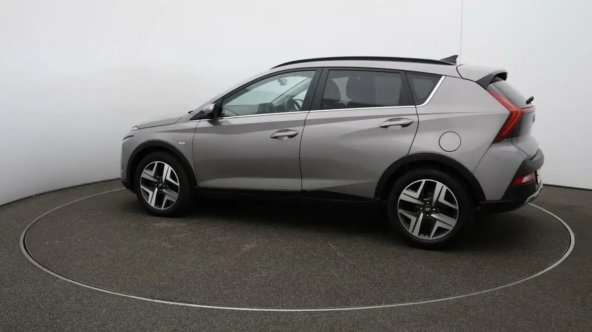 2022-hyundai-bayon-10-t-gdi-premium-120ps-big-48