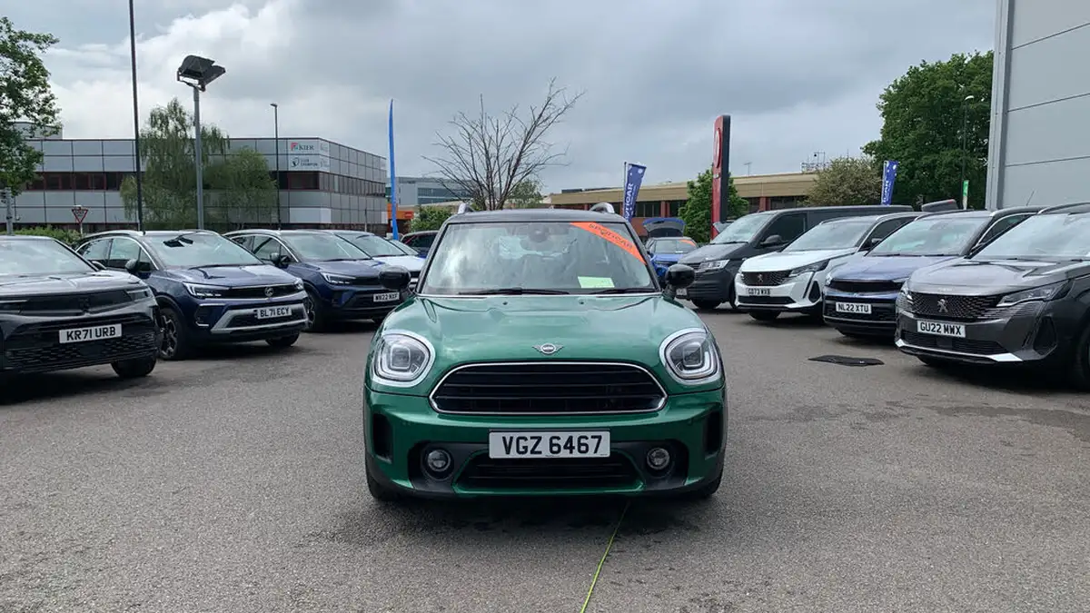 2021-mini-countryman-15-cooper-classic-auto-big-7