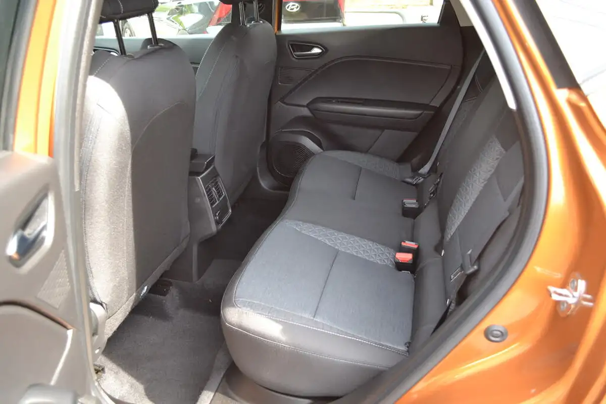 2022-renault-captur-13-tce-iconic-edition-edc-auto-big-27