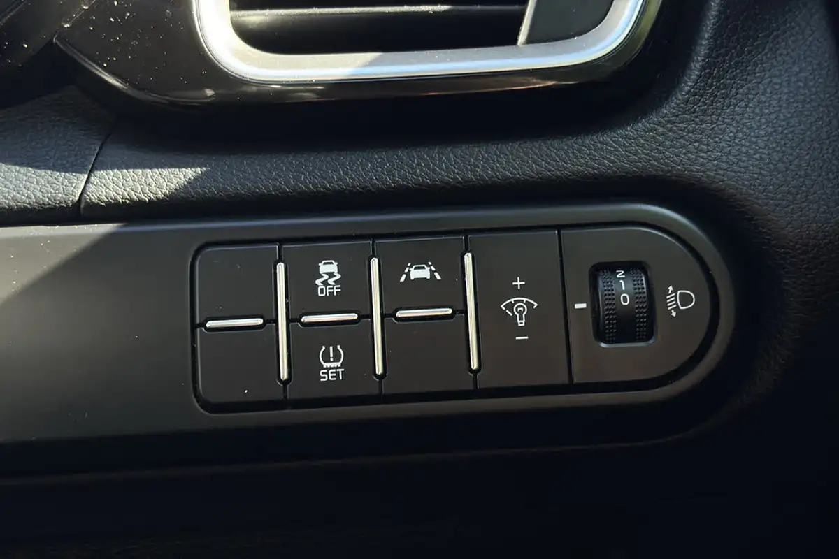 2021-kia-ceed-15-t-gdi-gt-line-big-30