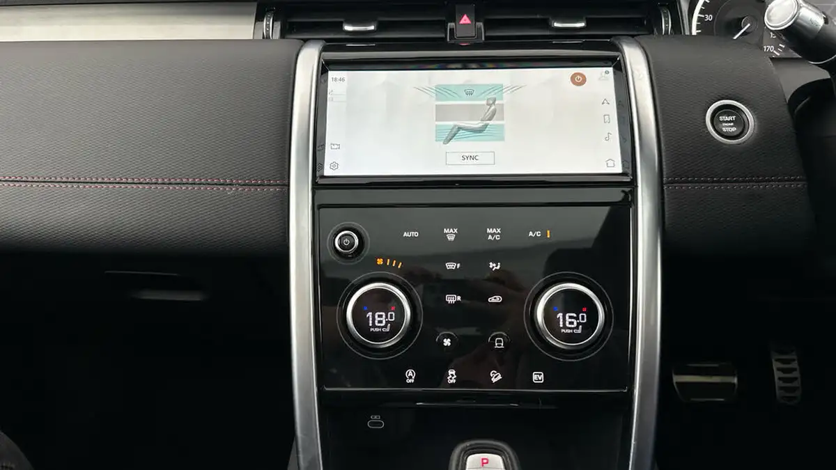 2022-land-rover-discovery-sport-15-p300e-r-dynamic-se-big-36