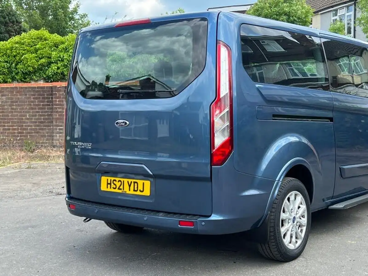 2021-ford-tourneo-custom-20tdci-320-l1-zetec-130pseu6dt-auto-big-38