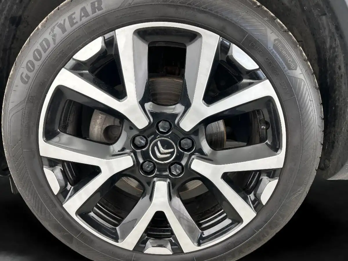 2020-citroen-c5-aircross-12-puretech-flair-plus-eat8-big-13