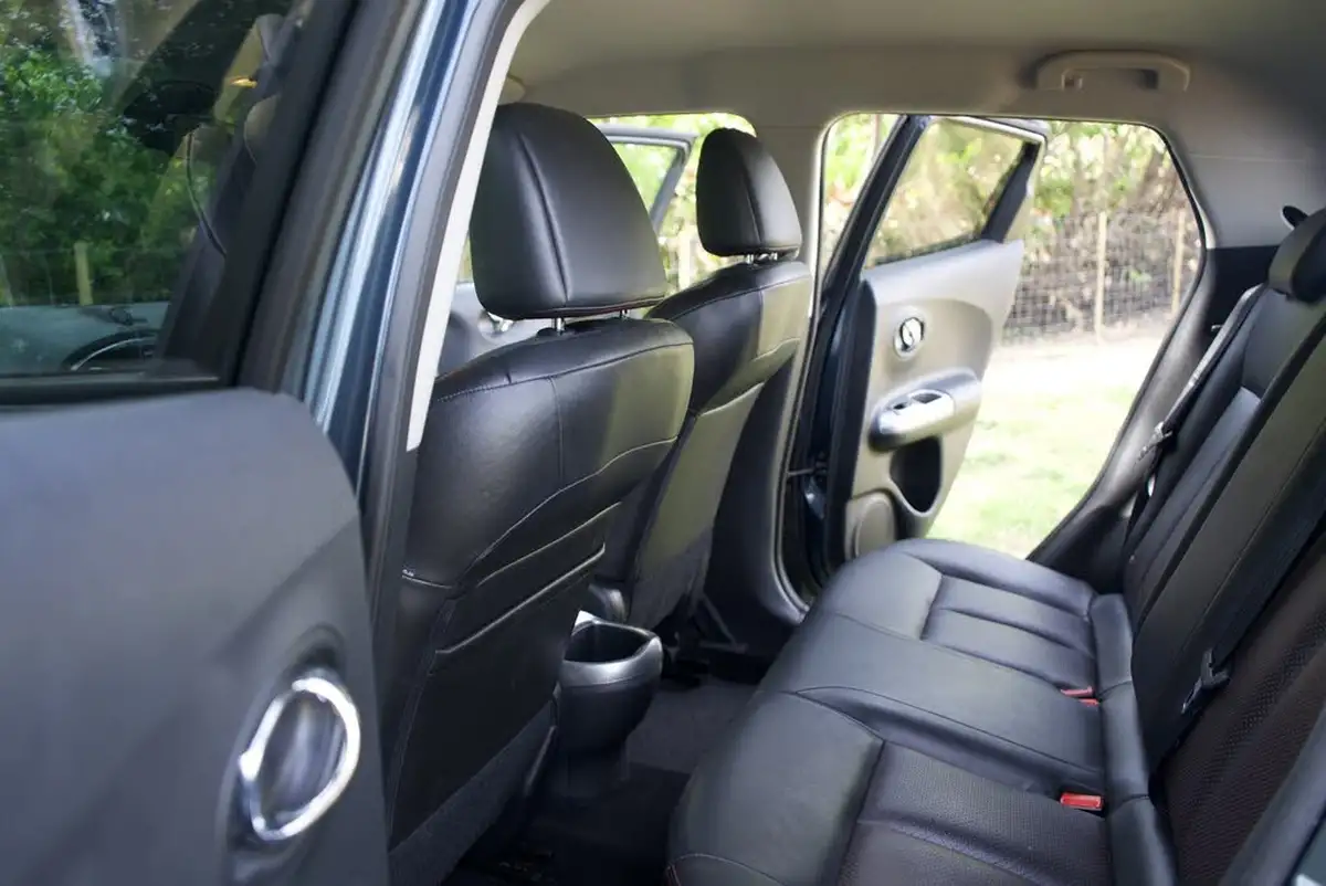 2012-nissan-juke-16-tekna-16v-1598cc-big-62