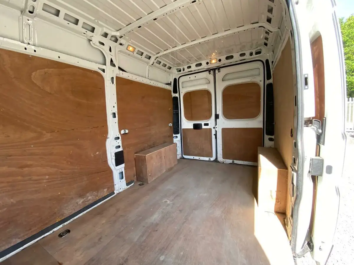 2018-citroen-relay-20bluehdi-35-l2h2-big-55