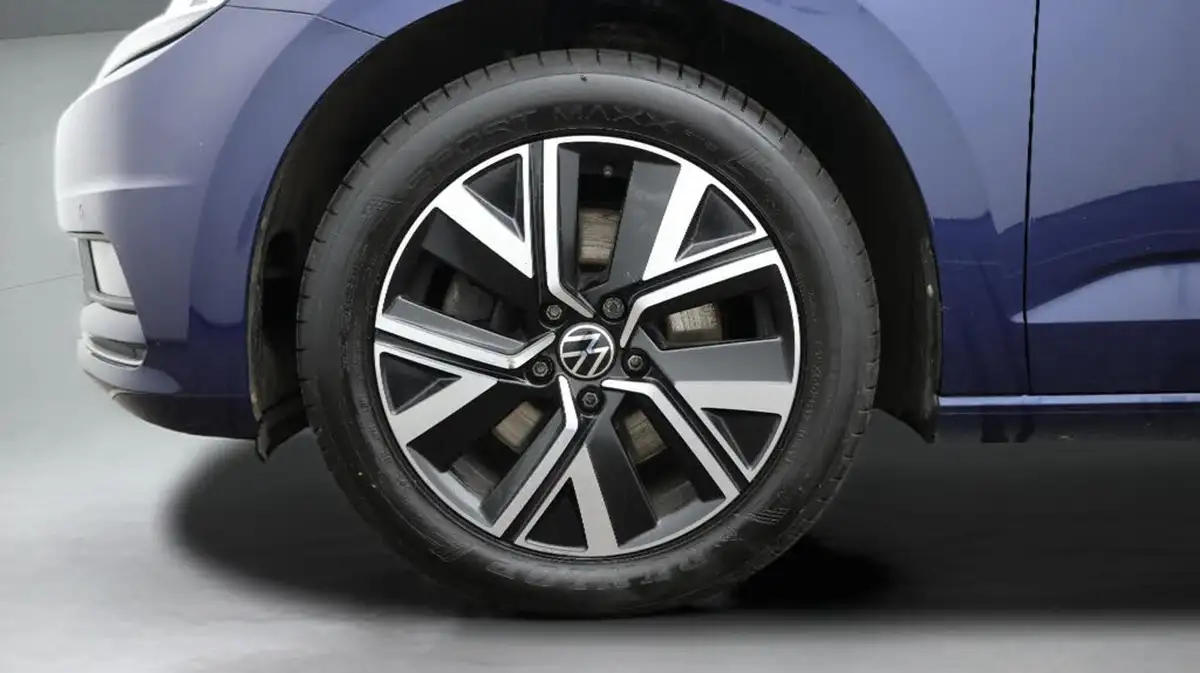 2020-volkswagen-touran-15-tsi-sel-dsg-big-18
