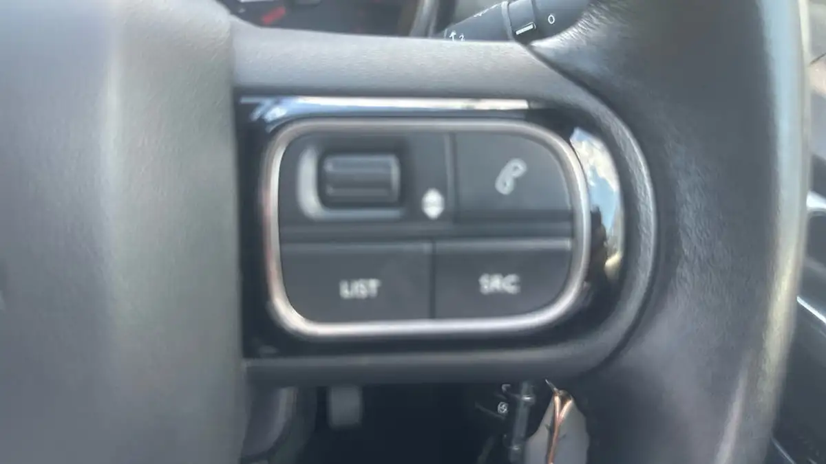 2018-citroen-c3-12-puretech-flair-82ps-big-23