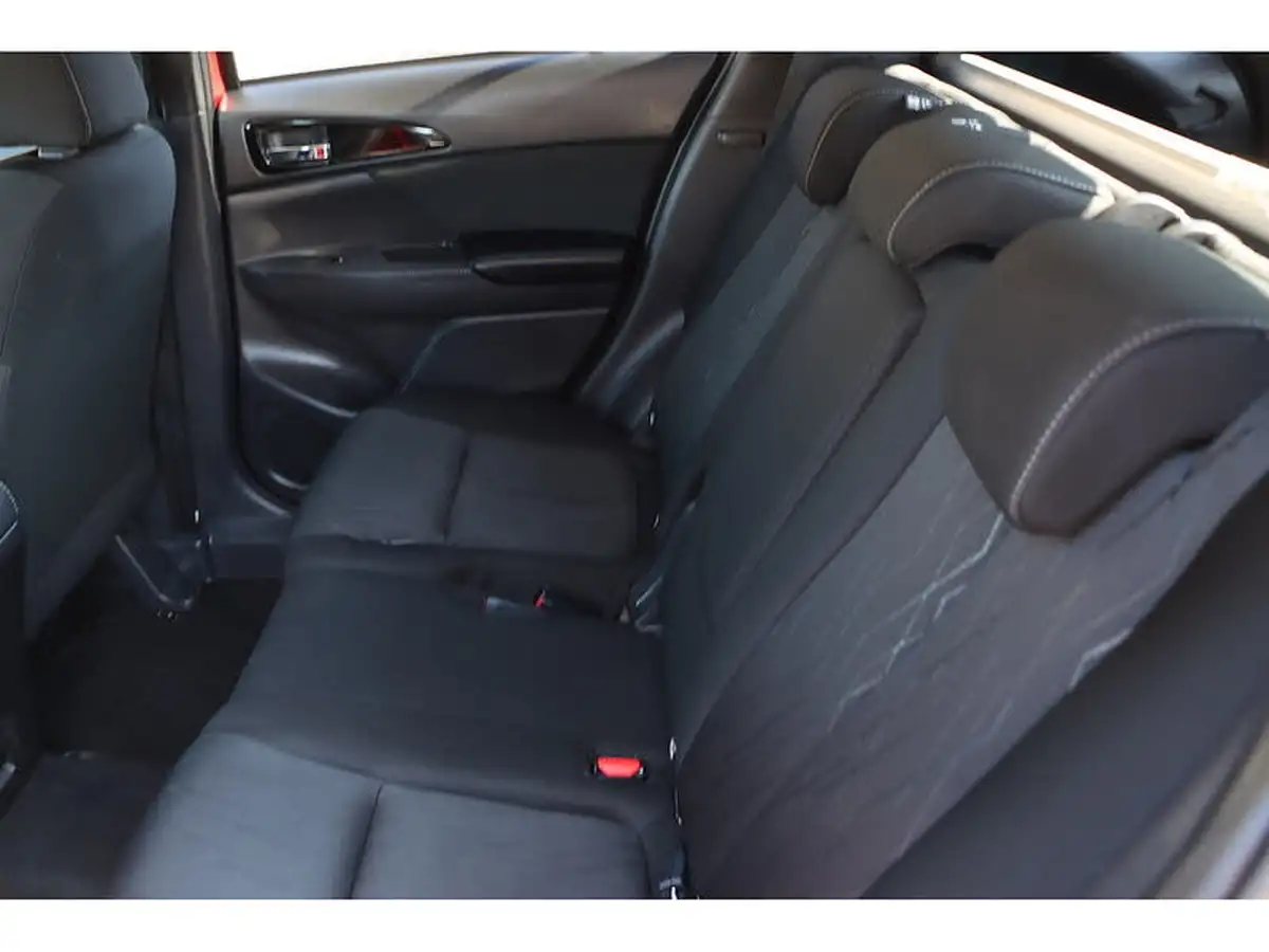 2019-mitsubishi-eclipse-cross-15-3-auto-big-36