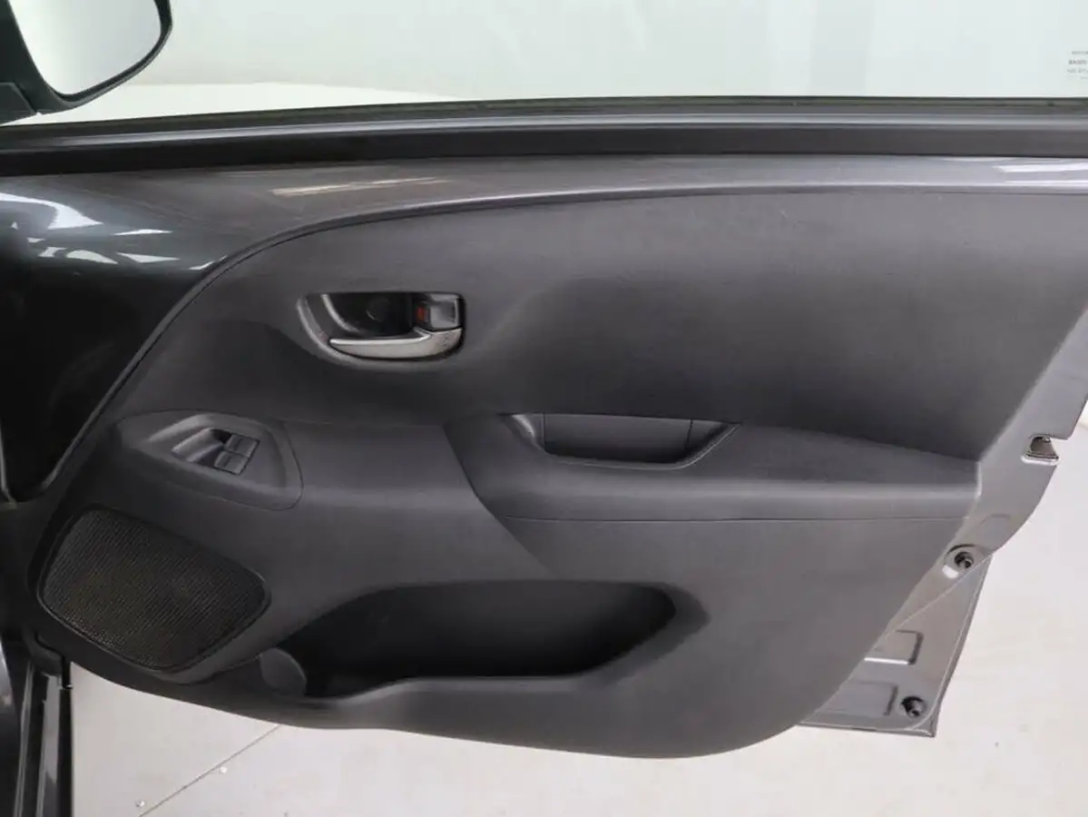 2021-toyota-aygo-10-vvt-i-x-play-tss-big-25