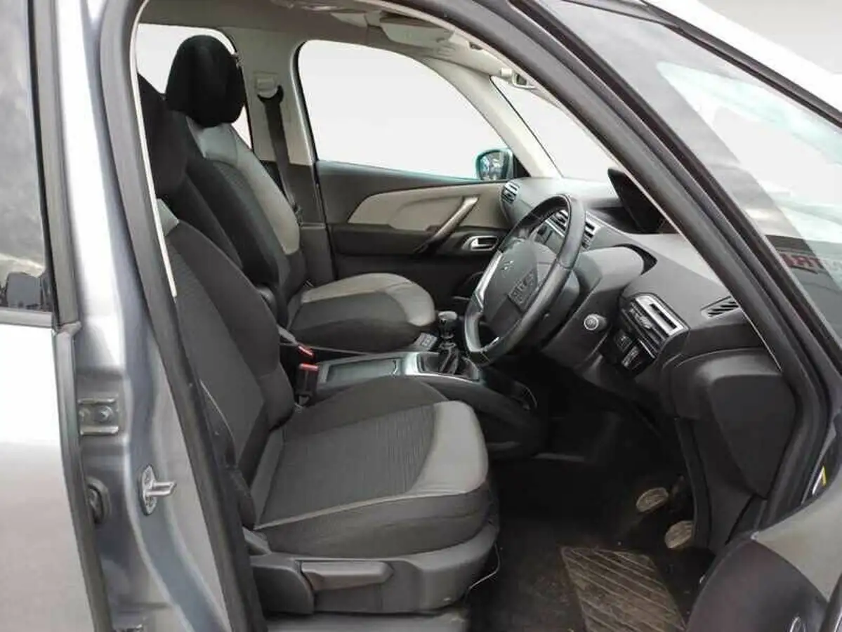 2019-citroen-grand-c4-spacetourer-15bluehdi-flair-big-3