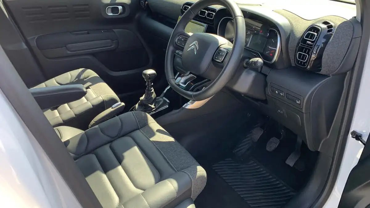 2022-citroen-c3-aircross-12-puretech-shine-plus-110ps-big-10