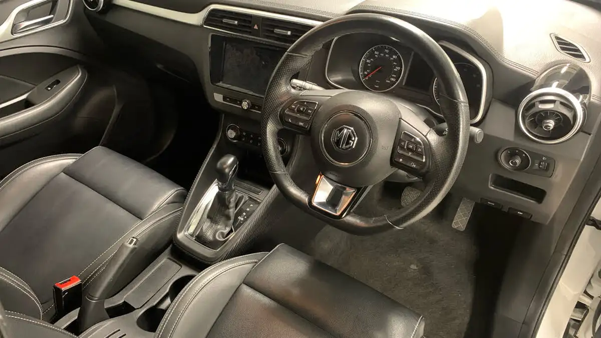 2018-mg-zs-suv-10t-gdi-exclusive-big-10