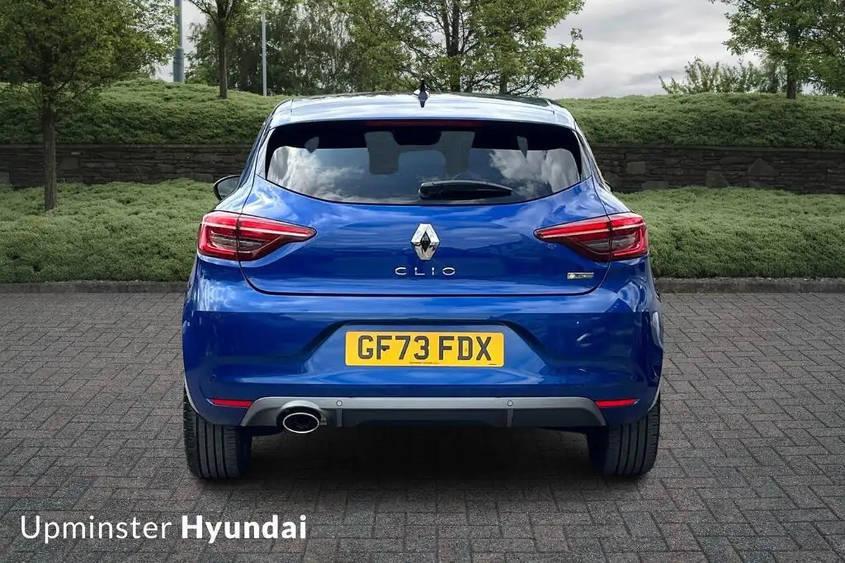 2023-renault-clio-10-tce-rs-line-big-3