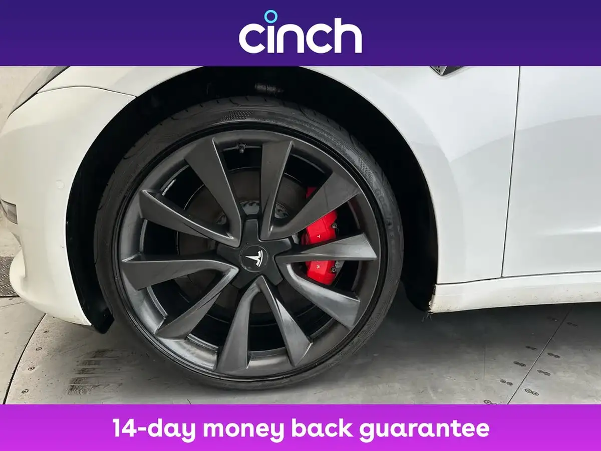 2020-tesla-model-3-e-performance-big-23