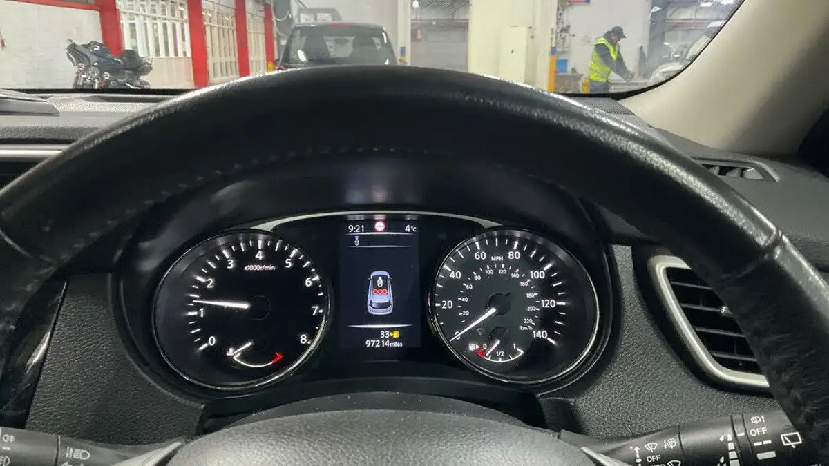 2016-nissan-x-trail-16-dig-t-acenta-big-7