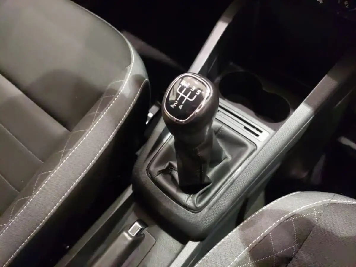 2019-skoda-fabia-10-tsi-se-95ps-estate-big-16