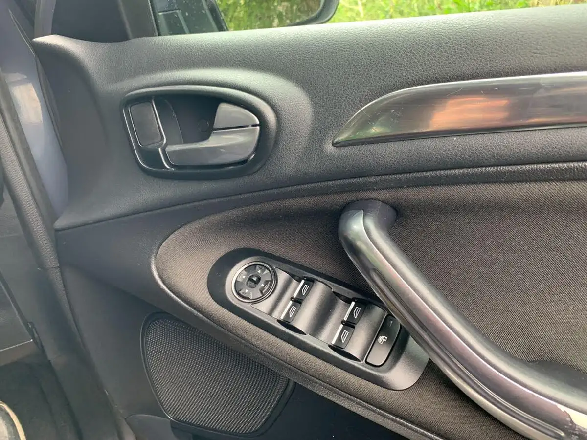 2011-ford-s-max-20tdci-titanium-140ps-powershift-big-29
