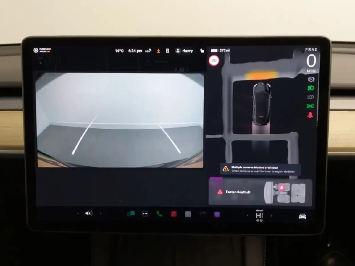 2022-tesla-model-y-e-long-range-big-17