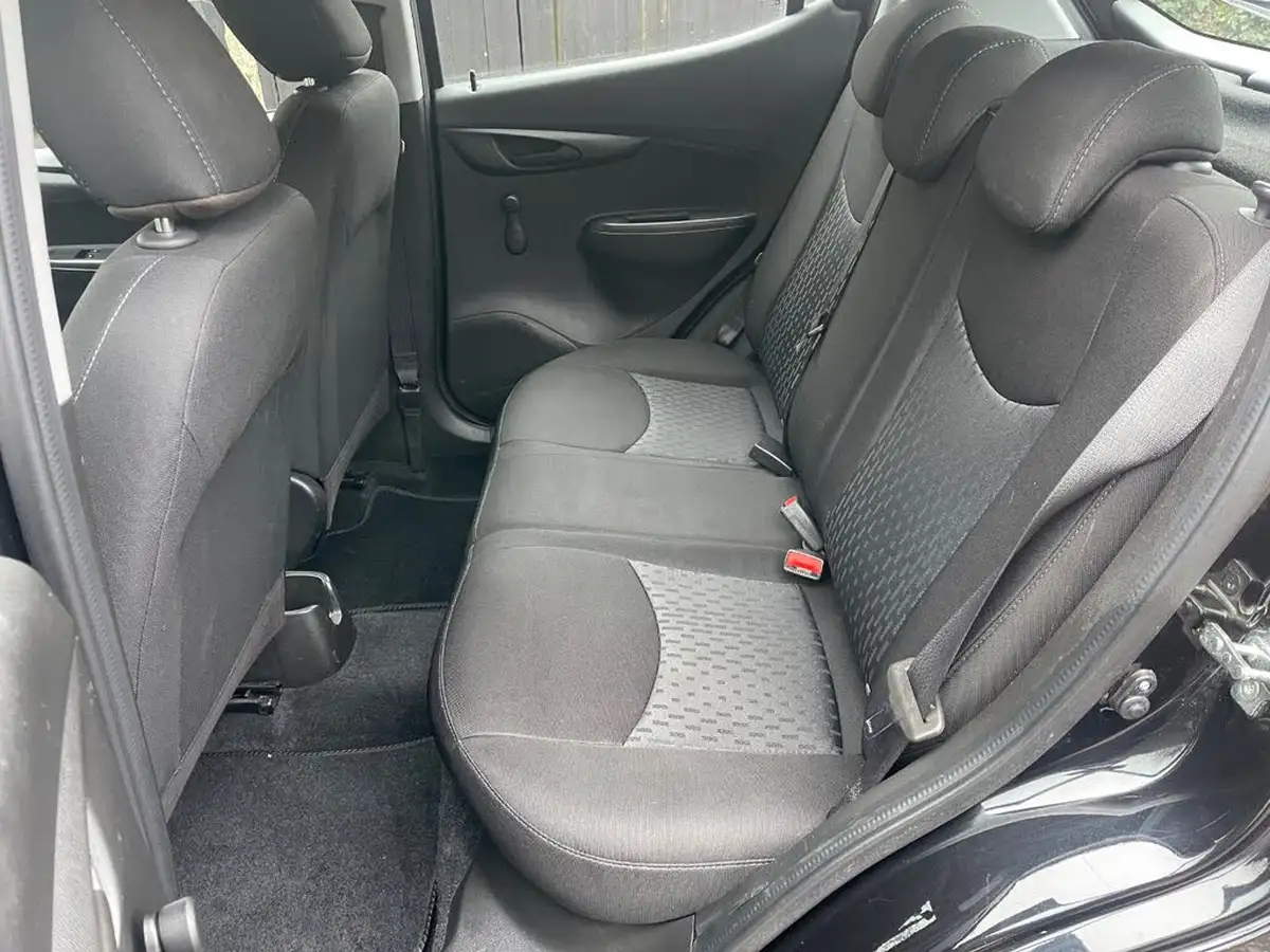 2019-vauxhall-viva-10i-se-ac-big-9
