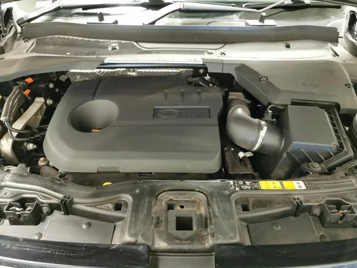 2021-land-rover-discovery-sport-15-p300e-r-dynamic-hse-big-33