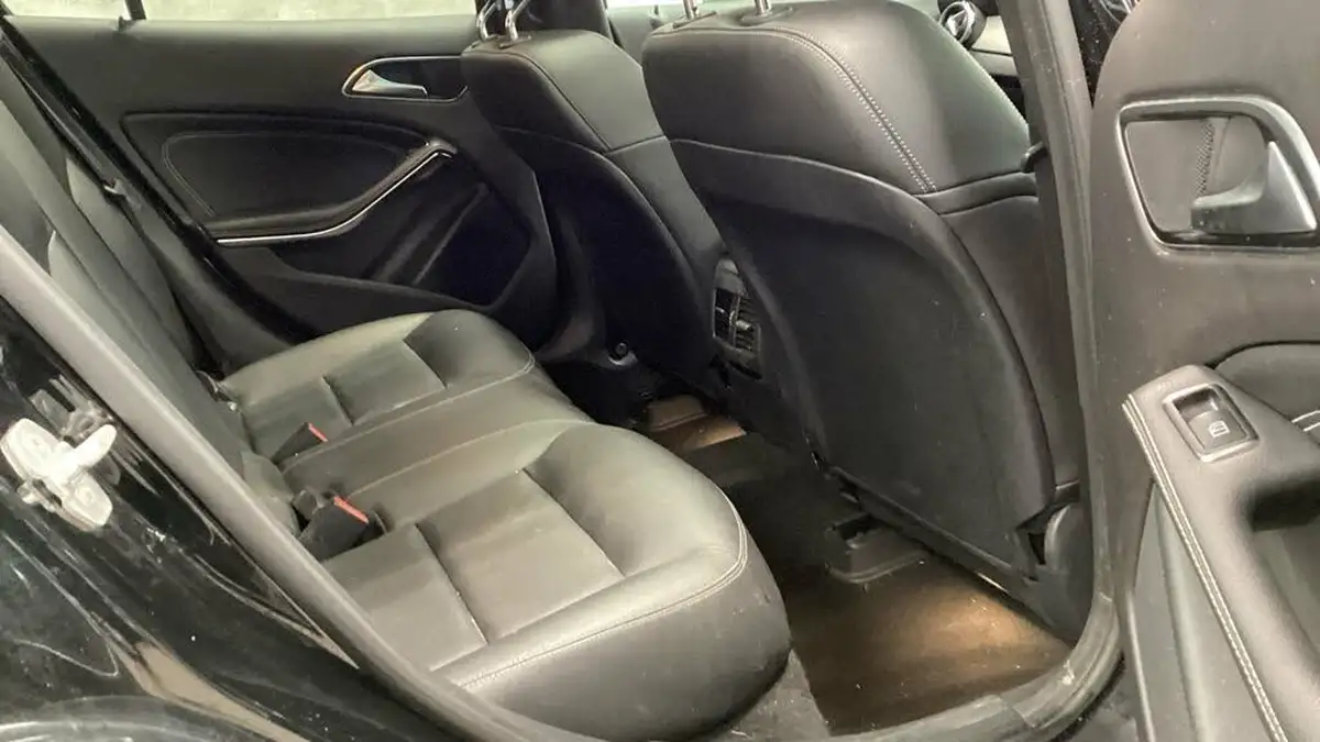 2017-mercedes-benz-gla-class-16-gla-200-sport-premium-plus-big-6