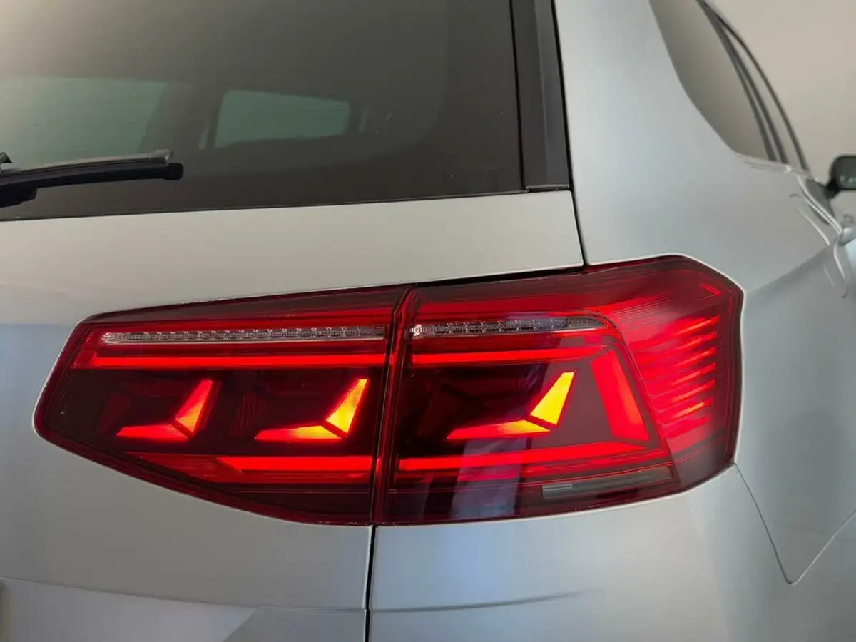 2021-volkswagen-passat-14-tsi-gte-advance-estate-5d-big-40