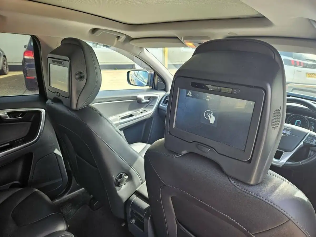 2014-volvo-xc60-24td-d5-se-lux-215bhp-geartronic-big-23