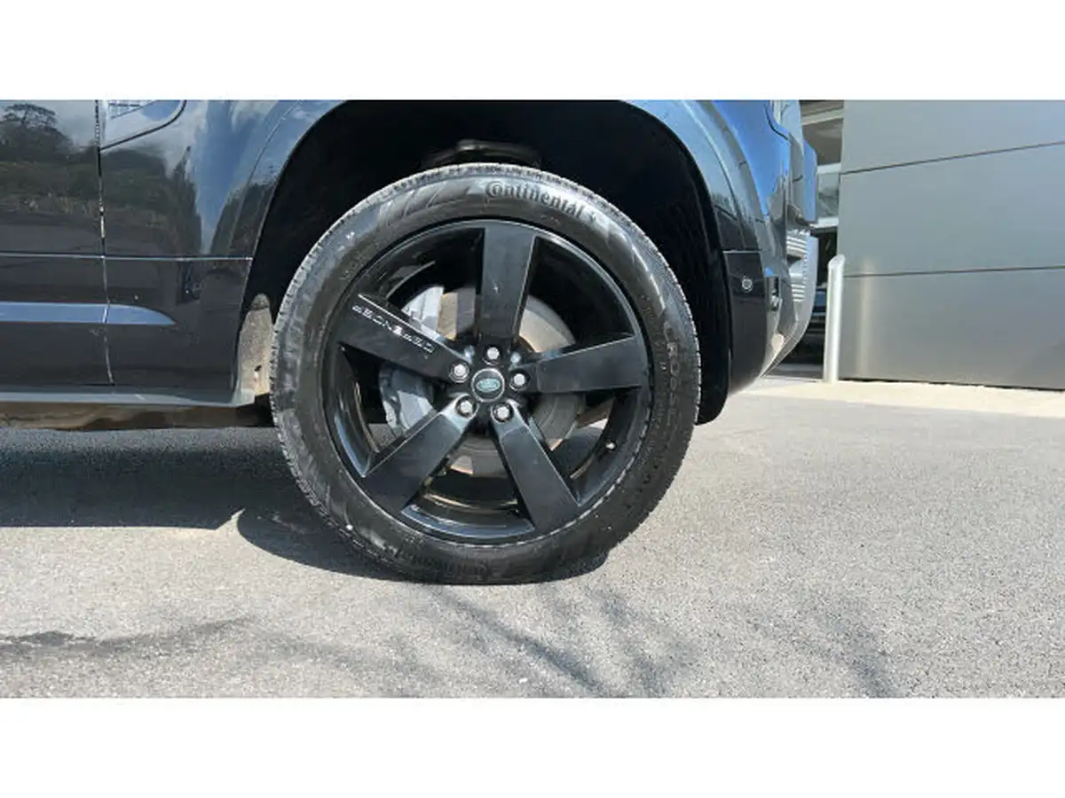 2023-land-rover-110-defender-30-d300-x-dynamic-hse-big-7