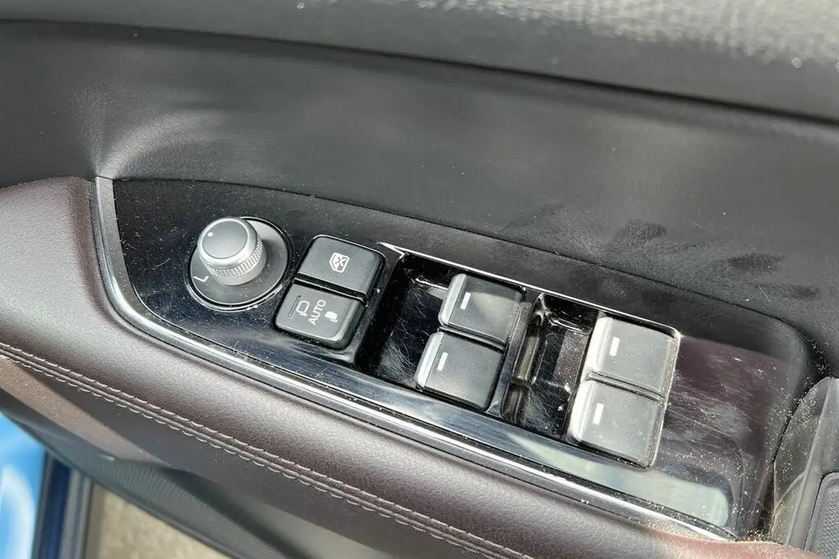 2023-mazda-cx-5-20-takumi-auto-big-17