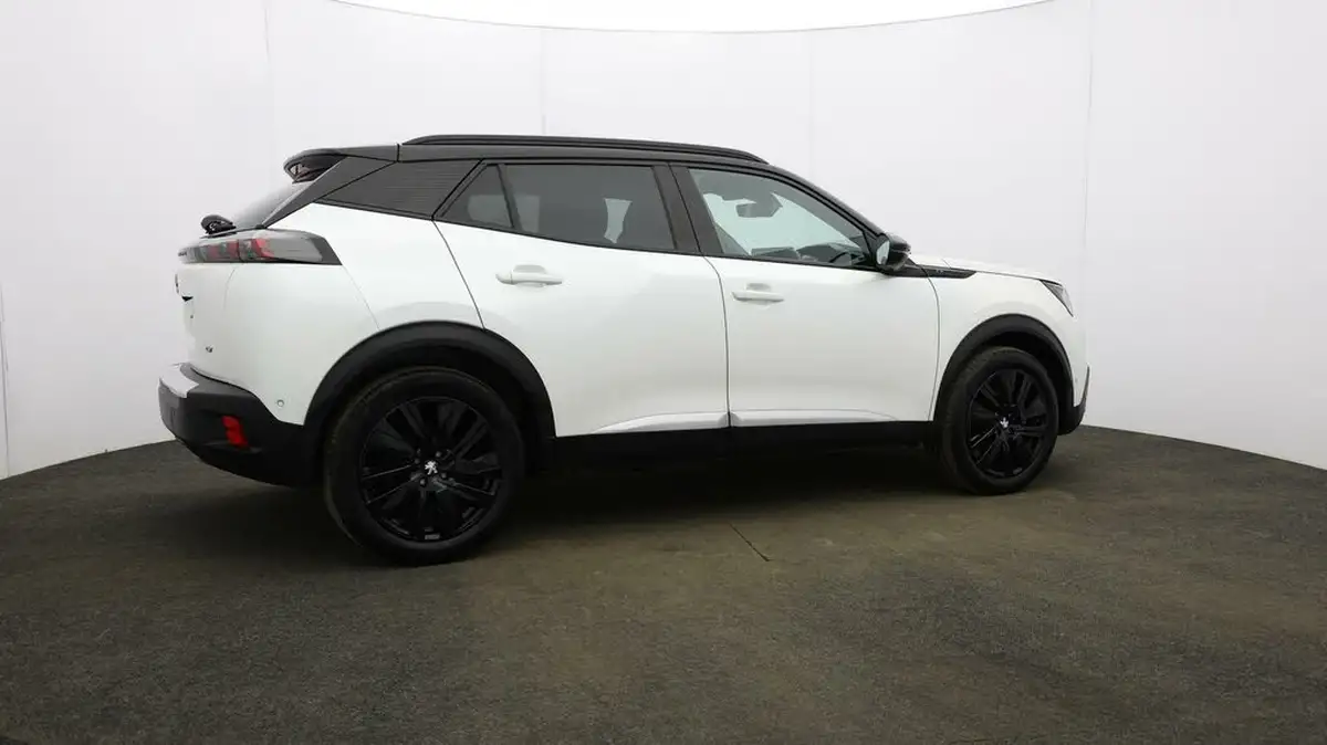 2022-peugeot-2008-suv-e-gt-premium-big-49