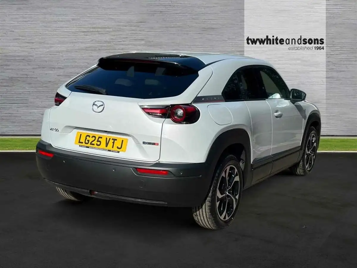 2025-mazda-mx-30-big-7