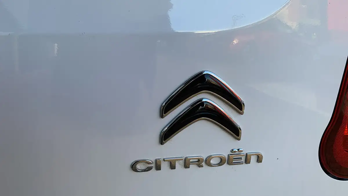 2024-citroen-berlingo-15-bluehdi-1000-driver-edition-130pseu6d-eat8-big-25