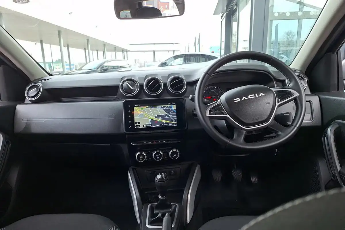 2023-dacia-duster-13-tce-journey-130bhp-big-2