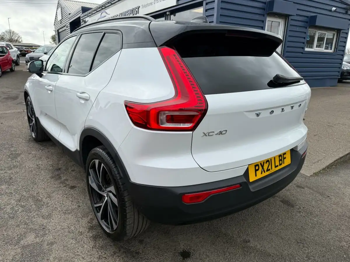 2021-volvo-xc40-20-b4-r-design-pro-194bhp-auto-big-5