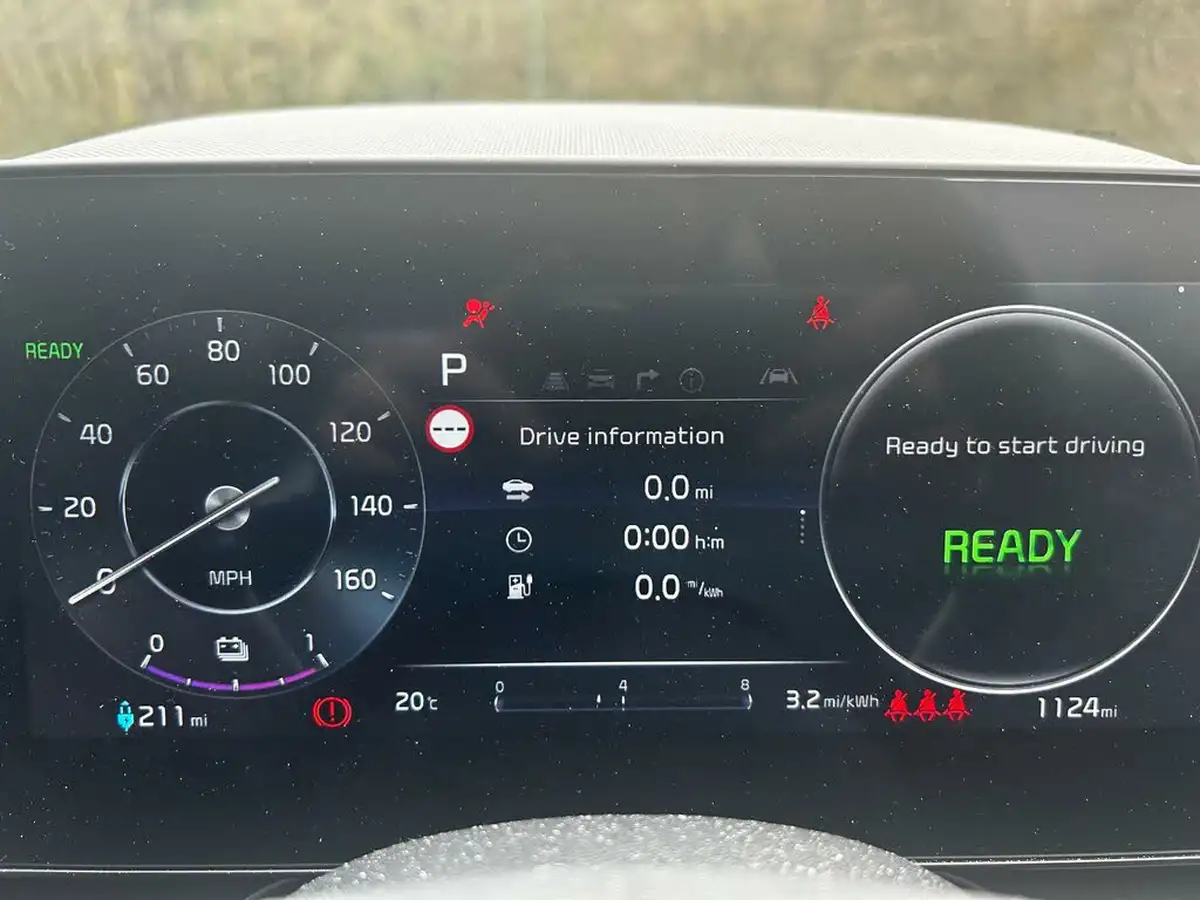 2024-kia-niro-ev-e-2-big-12