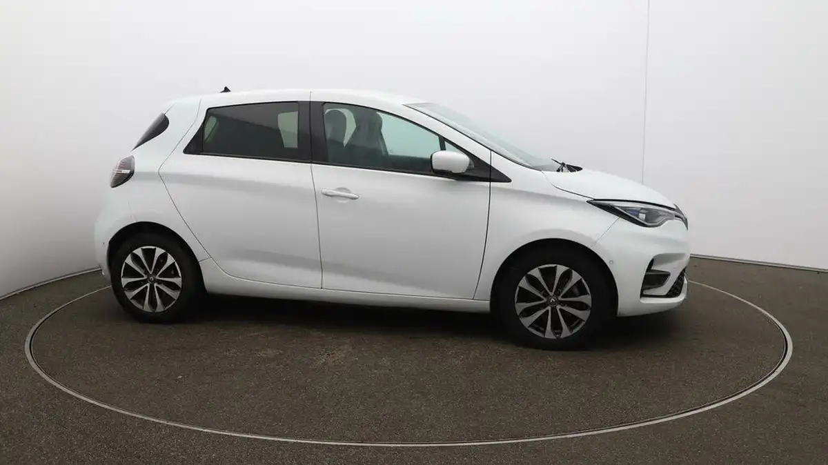 2022-renault-zoe-e-gt-line-big-39