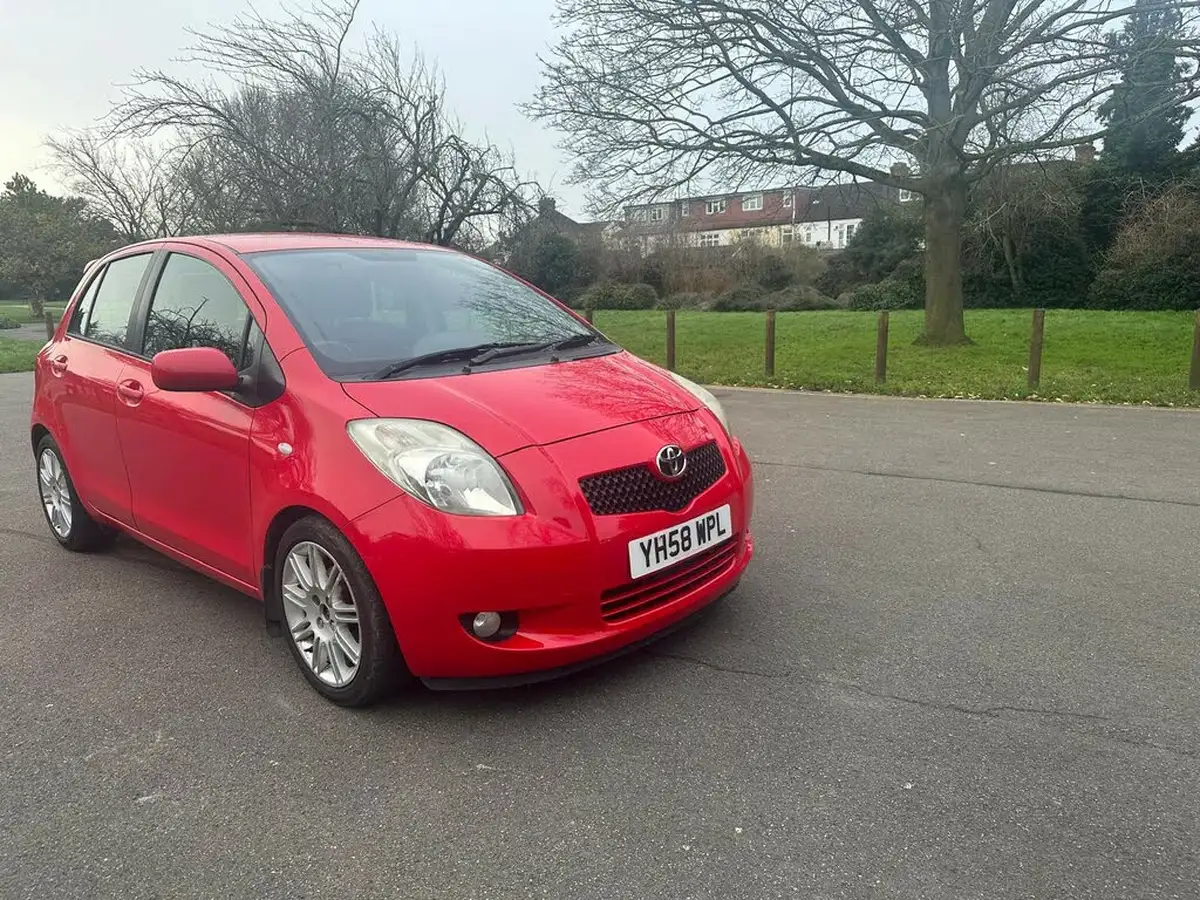 2008-toyota-yaris-13-sr-5d-1296cc-big-0