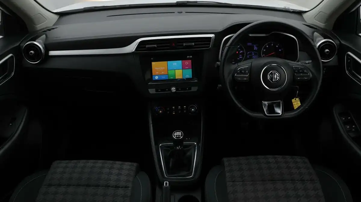 2019-mg-zs-suv-15-vti-tech-excite-106ps-big-13