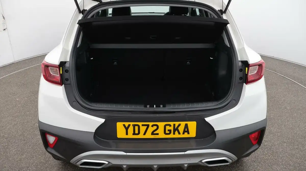2022-kia-stonic-10-t-gdi-connect-dct-big-17