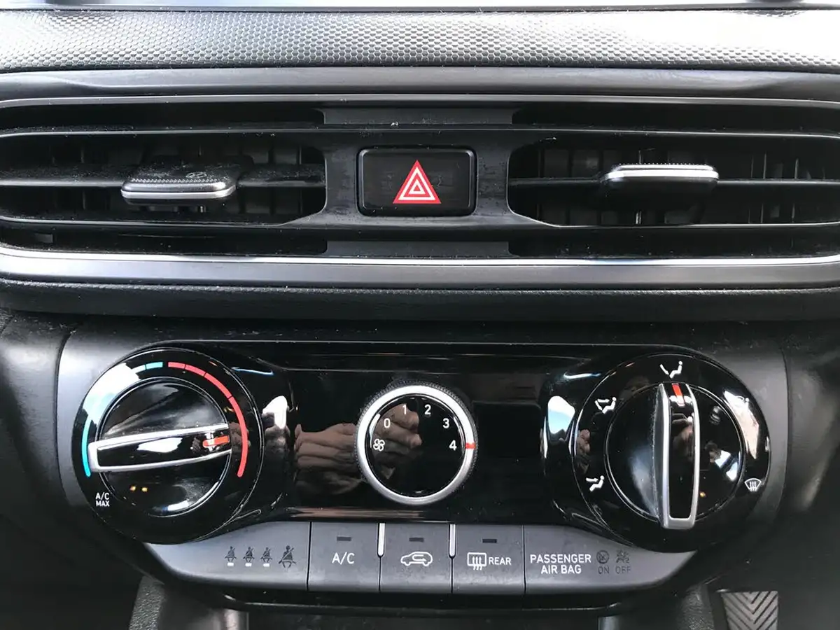 2022-hyundai-kona-10-t-gdi-se-connect-big-17