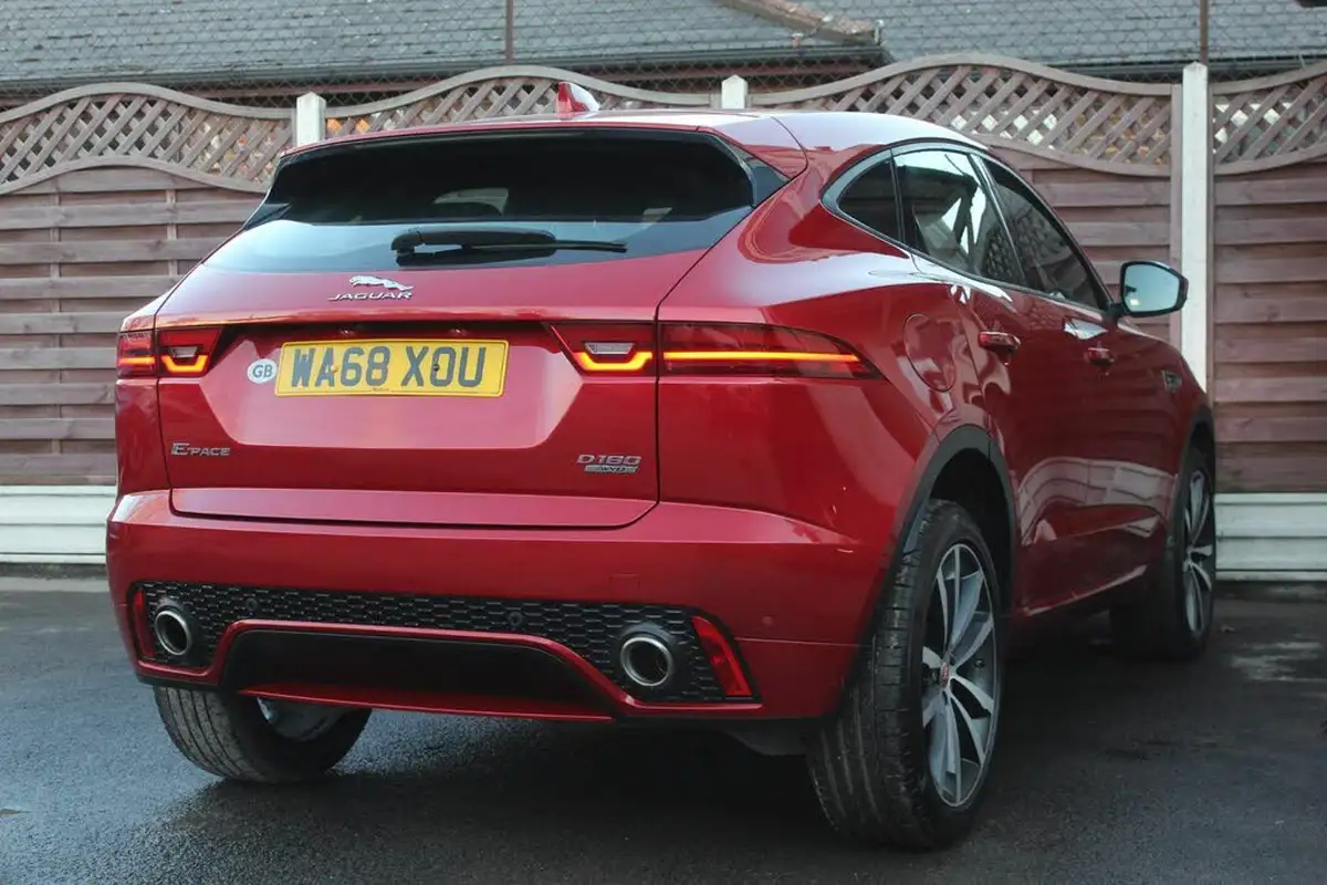 2018-jaguar-e-pace-20-i4d-r-dynamic-hse-180ps-big-10