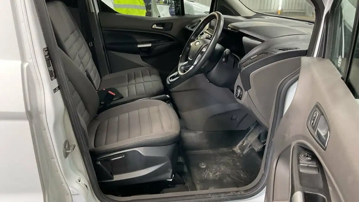 2019-ford-transit-connect-15-ecoblue-l2-240-limited-auto-big-5
