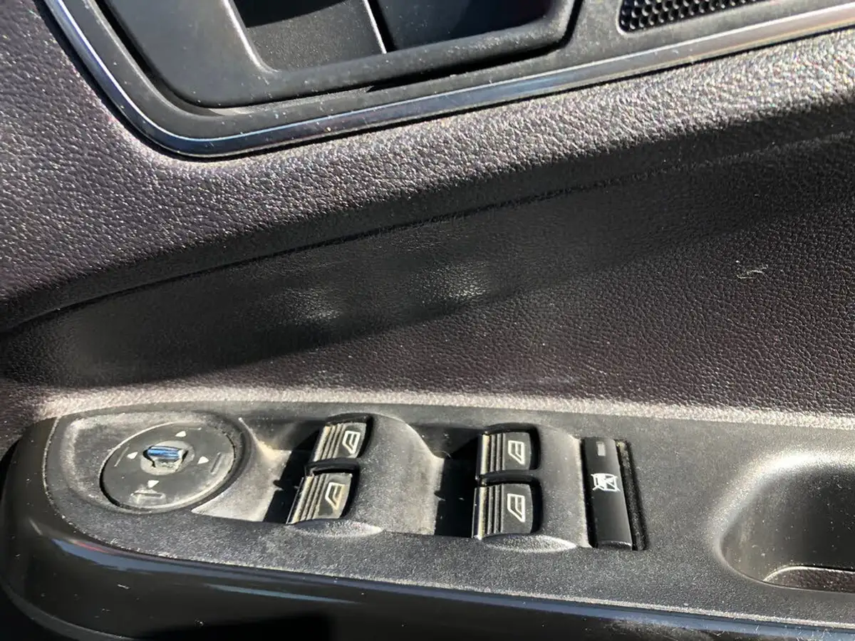 2013-ford-b-max-14-zetec-big-21